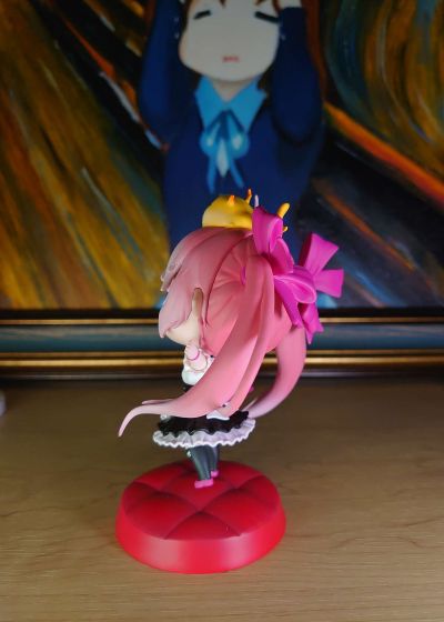Q版哔咔娘