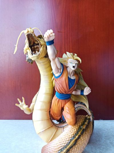 FiguartsZERO 龙珠Z 龙拳爆发!! 悟空舍我其谁 孙悟空 超级赛亚人3 龙拳爆发