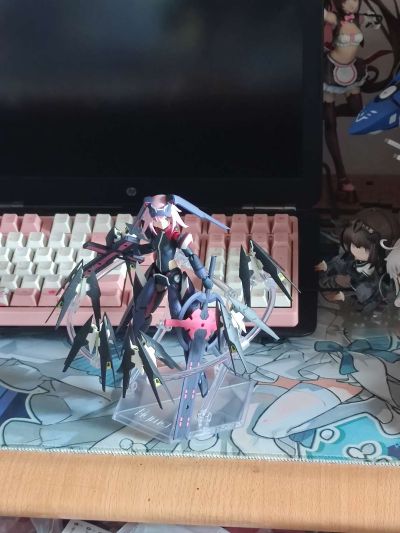 figma#504  机甲爱丽丝 比良坂夜露 勇跃 ver.