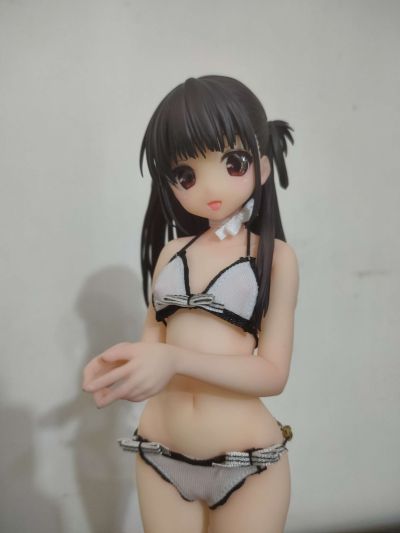 清澄如镜之水面上！山神水绪里 泳装Ver.
