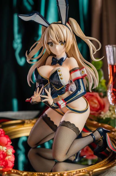 里中乃乃香 兔女郎
