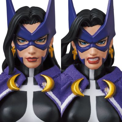 Mafex 编号170  蝙蝠侠：缄默 女猎手