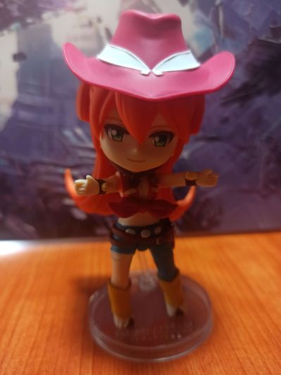 Figuarts mini 	巴克·亚罗/BACK ARROW 艾尔莎·林