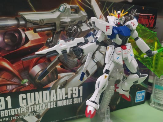 HGUC 1/144 	机动战士高达F91  高达F91