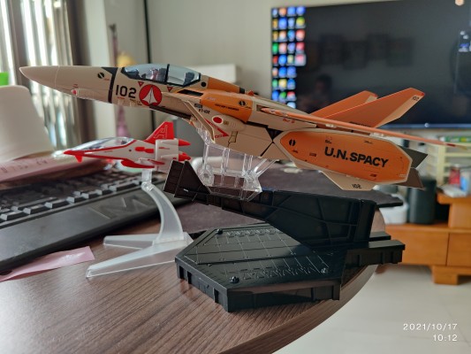 DX 超合金 超时空要塞 VF-1D 瓦尔基里 与 风叶赛艇