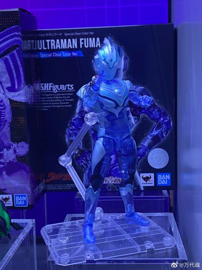 S.H.Figuarts 泰迦奥特曼 风马奥特曼 特别透明配色（Special Clear Color）