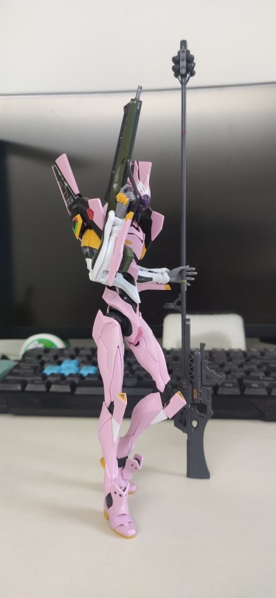 RG 福音战士新剧场版：Q 泛用人型决战兵器 人造人EVA 正规实用型(Wille Custom) 8号机α