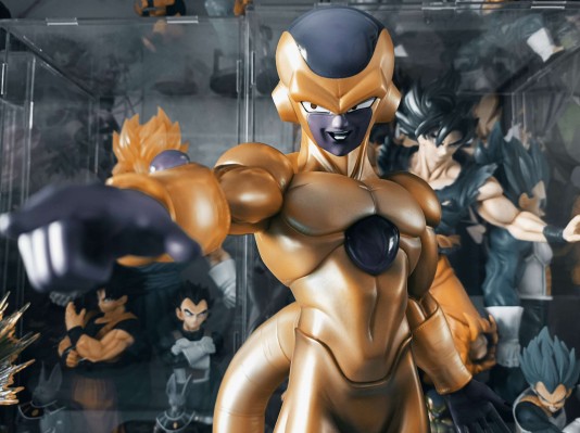 巨型系列 龙珠超 黄金弗利萨