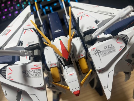 HGUC  机动战士高达：闪光的哈萨维   RX-105 柯西高达