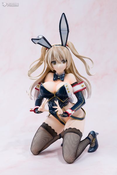 里中乃乃香 兔女郎