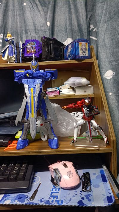 装动 假面骑士圣刃 第八册