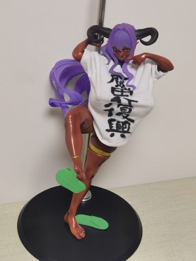 ムチムチデカパイマラ喰い魔王様とおんぼろ四畳半同棲生活 Frisia Ornstein Alter ego