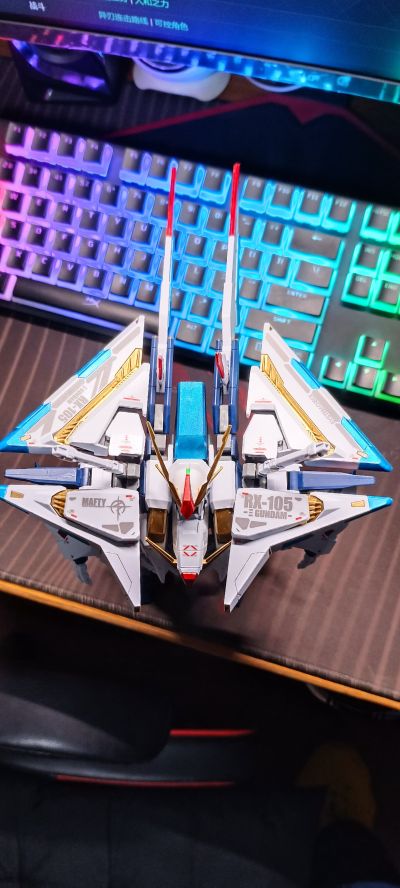 HGUC  机动战士高达：闪光的哈萨维   RX-105 柯西高达