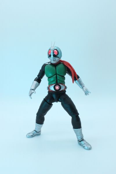 S.H.Figuarts(真骨雕制法) 假面骑士 假面骑士新1号 假面骑士50周年纪念版