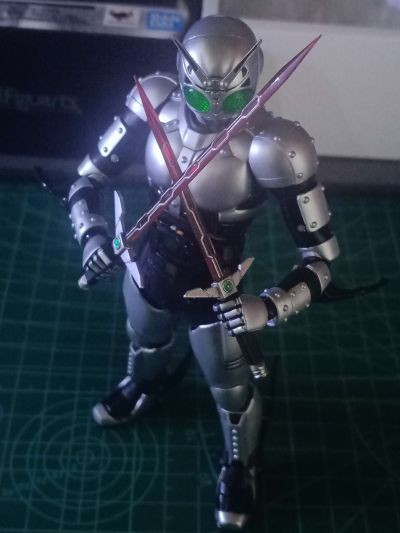 S.H.Figuarts (真骨雕制法) 假面骑士暗日 影月