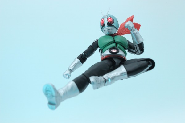 S.H.Figuarts(真骨雕制法) 假面骑士 假面骑士新1号 假面骑士50周年纪念版