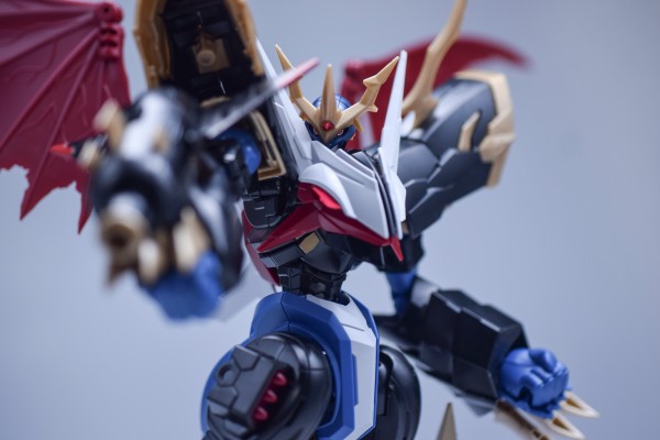 Figure-rise Standard Amplified 数码宝贝02 帝皇龙甲兽