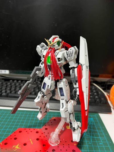 MG 1/100  能天使高达 启动形态