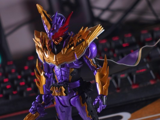 S.H.Figuarts   假面骑士王剑 邪王之龙