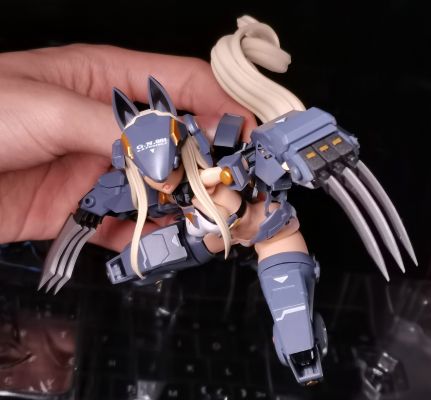雪滴花计划 WOLF-001 狼装甲武装套装