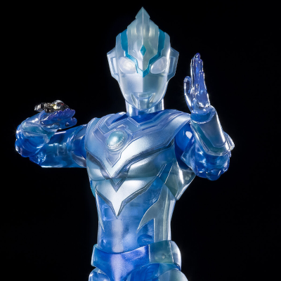 S.H.Figuarts 泰迦奥特曼 风马奥特曼 特别透明配色（Special Clear Color）