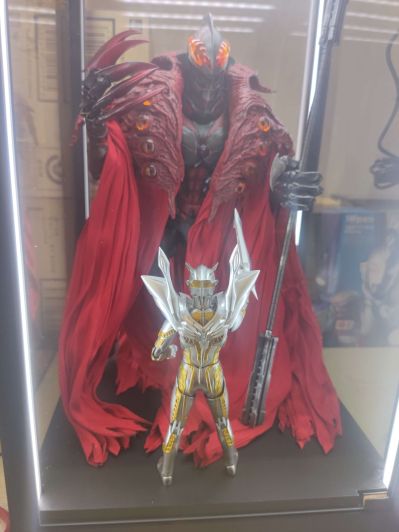 S.H.Figuarts  终极赛罗闪耀型