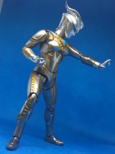 S.H.Figuarts 奥特银河格斗 巨大阴谋 终极赛罗闪耀型