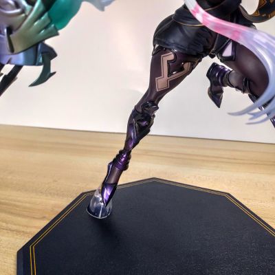 Lucrea 莱莎的炼金工房:常暗女王与秘密藏身处 莉拉・德西亚斯
