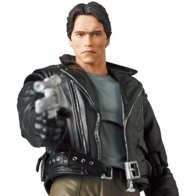 MAFEX 编号176 终结者(1984) T-800