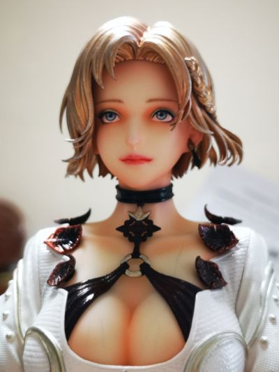 Black Label 阿蕊娅