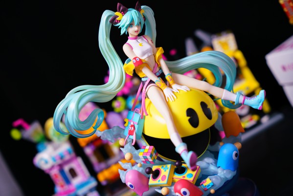 BN FIGURE DX Vocaloid 初音未来 吃豆人ver.