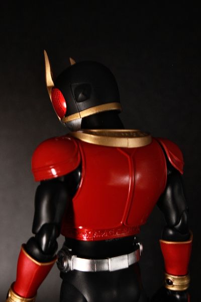 S.H.Figuarts(真骨雕制法) 假面骑士空我 假面骑士空我 全能形态 假面骑士50周年纪念版