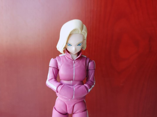 S.H.Figuarts 龙珠超 人造人18号 -宇宙生存篇-