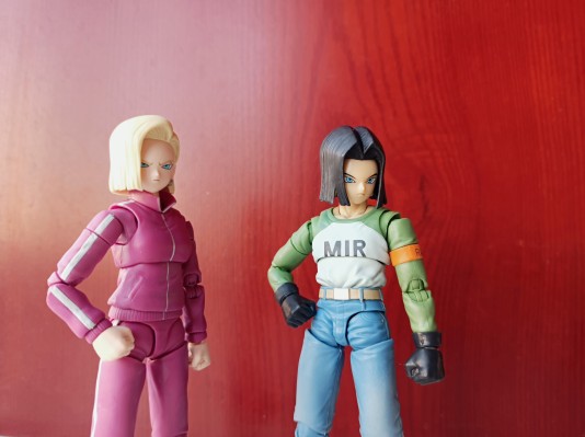 S.H.Figuarts 龙珠超 人造人17号 -宇宙生存篇-