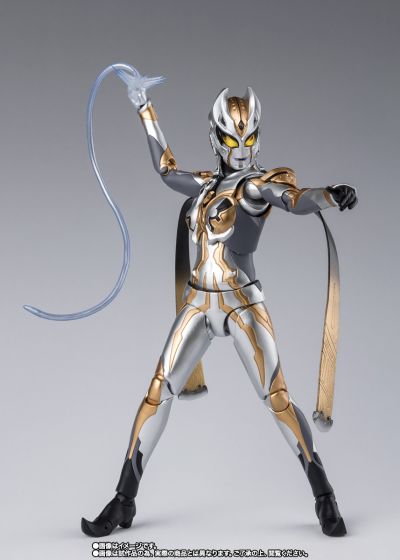 s.h.figuarts 特利迦奧特曼 卡露蜜拉