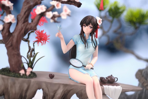 旗袍少女 梅