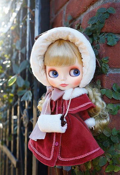 Blythe Song of London Mary