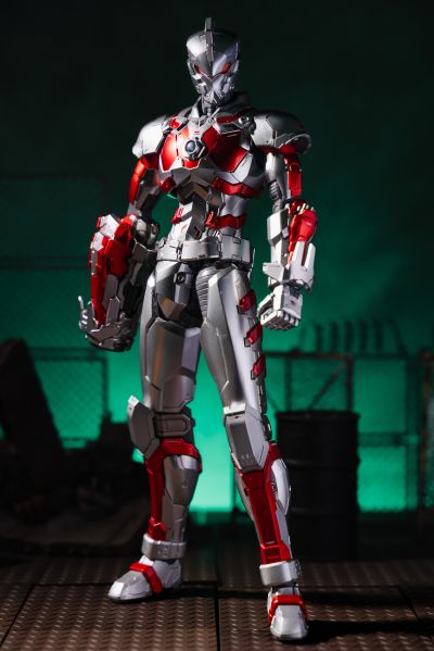 ULTRAMAN 机动奥特曼艾斯.Ver 成品可动版