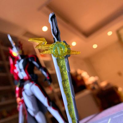 S.H.Figuarts   假面骑士刀剑 阿拉基那神灯
