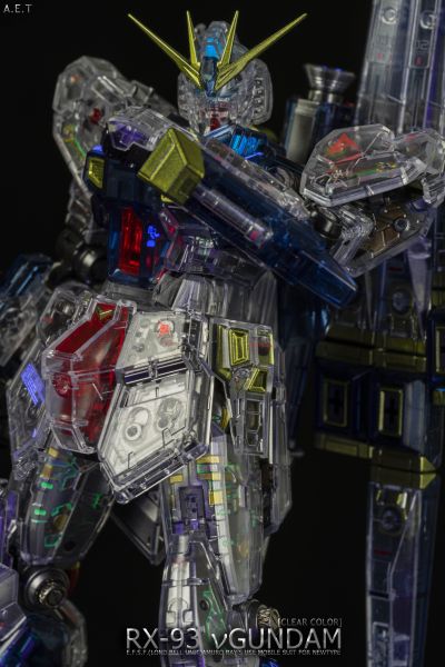 RG 机动战士高达 逆袭的夏亚 MSV 重武装型Nu高达 [透明配色]
