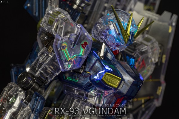 RG 机动战士高达 逆袭的夏亚 MSV 重武装型Nu高达 [透明配色]