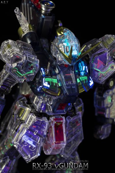 RG 机动战士高达 逆袭的夏亚 MSV 重武装型Nu高达 [透明配色]