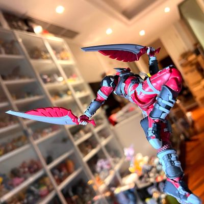 S.H.Figuarts 假面骑士零一 假面骑士雷