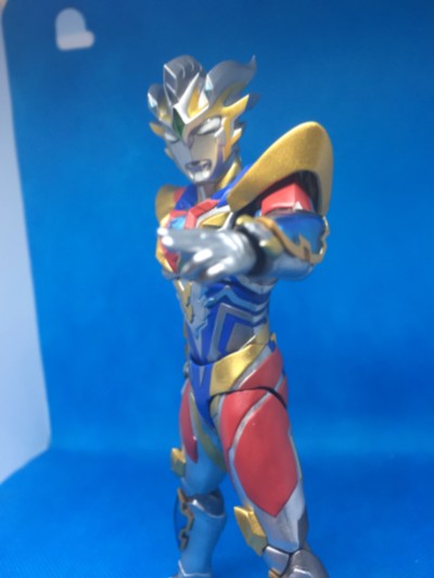 S.H.Figuarts  泽塔奥特曼 德尔塔天爪