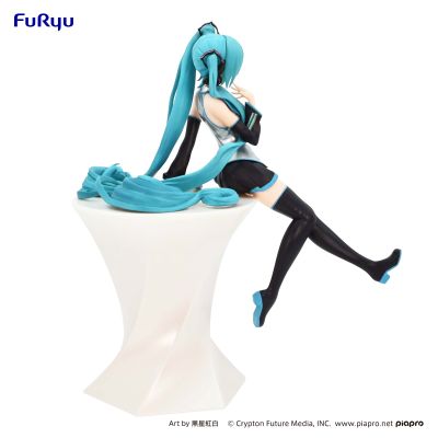 初音未来 压泡面人偶