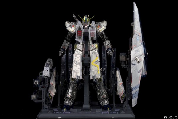 RG 机动战士高达 逆袭的夏亚 MSV 重武装型Nu高达 [透明配色]