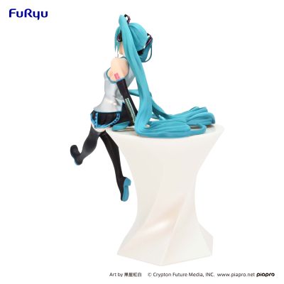初音未来 压泡面人偶