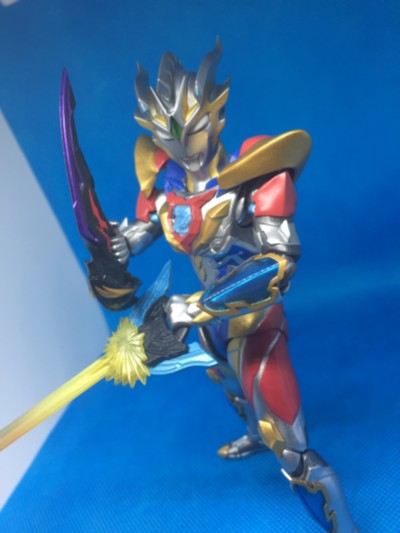 S.H.Figuarts  泽塔奥特曼 德尔塔天爪