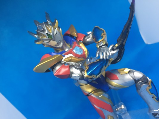 S.H.Figuarts  泽塔奥特曼 德尔塔天爪