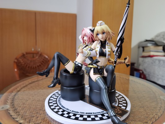 命运/外典 贞德 与 阿斯托尔福  TYPE-MOON赛车女郎